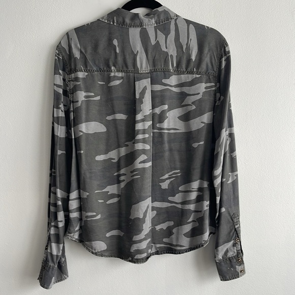 Express Army Print Button-Up - Picture 6 of 6